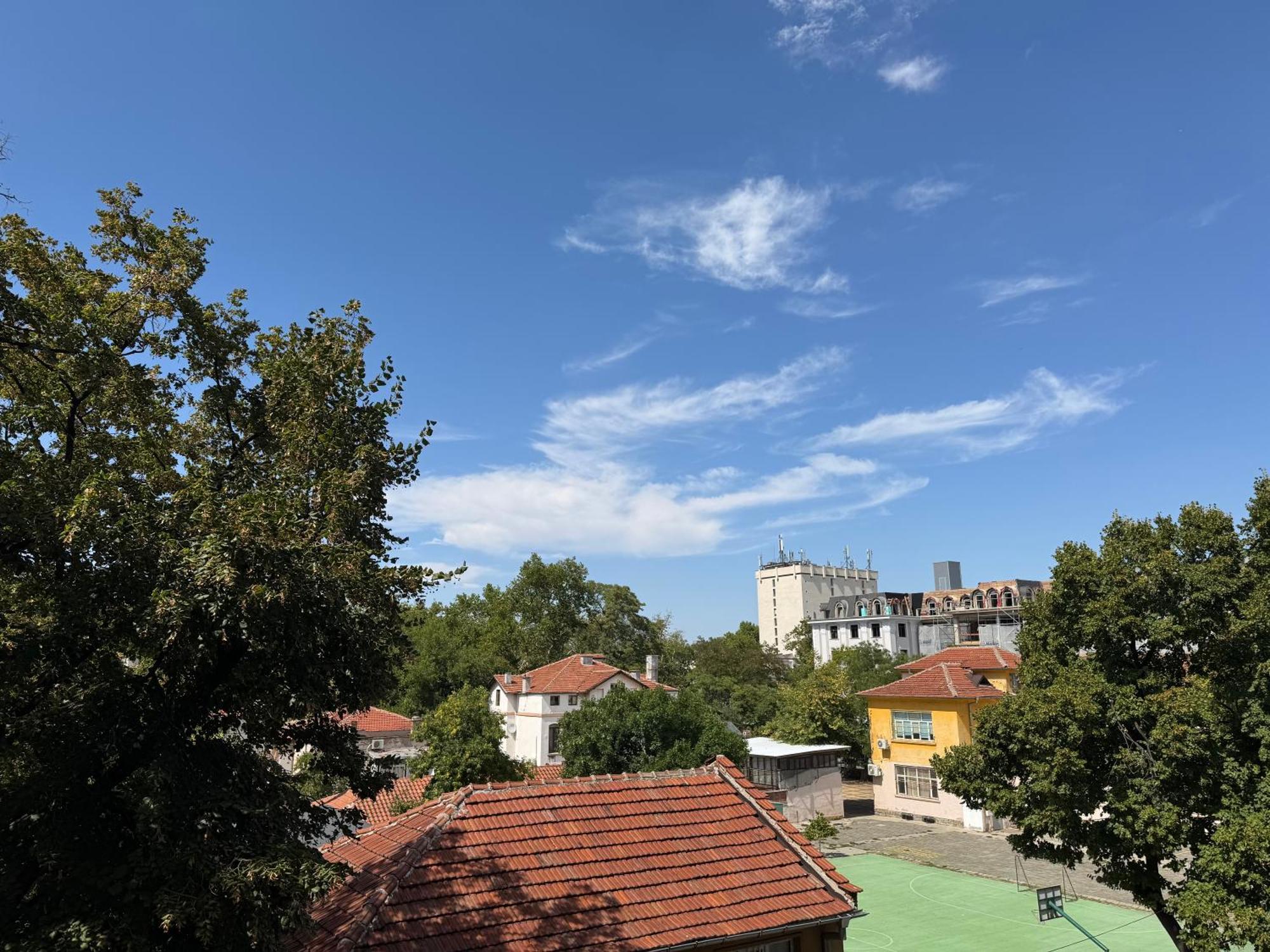 Sun Home In Plovdiv Center Bagian luar foto