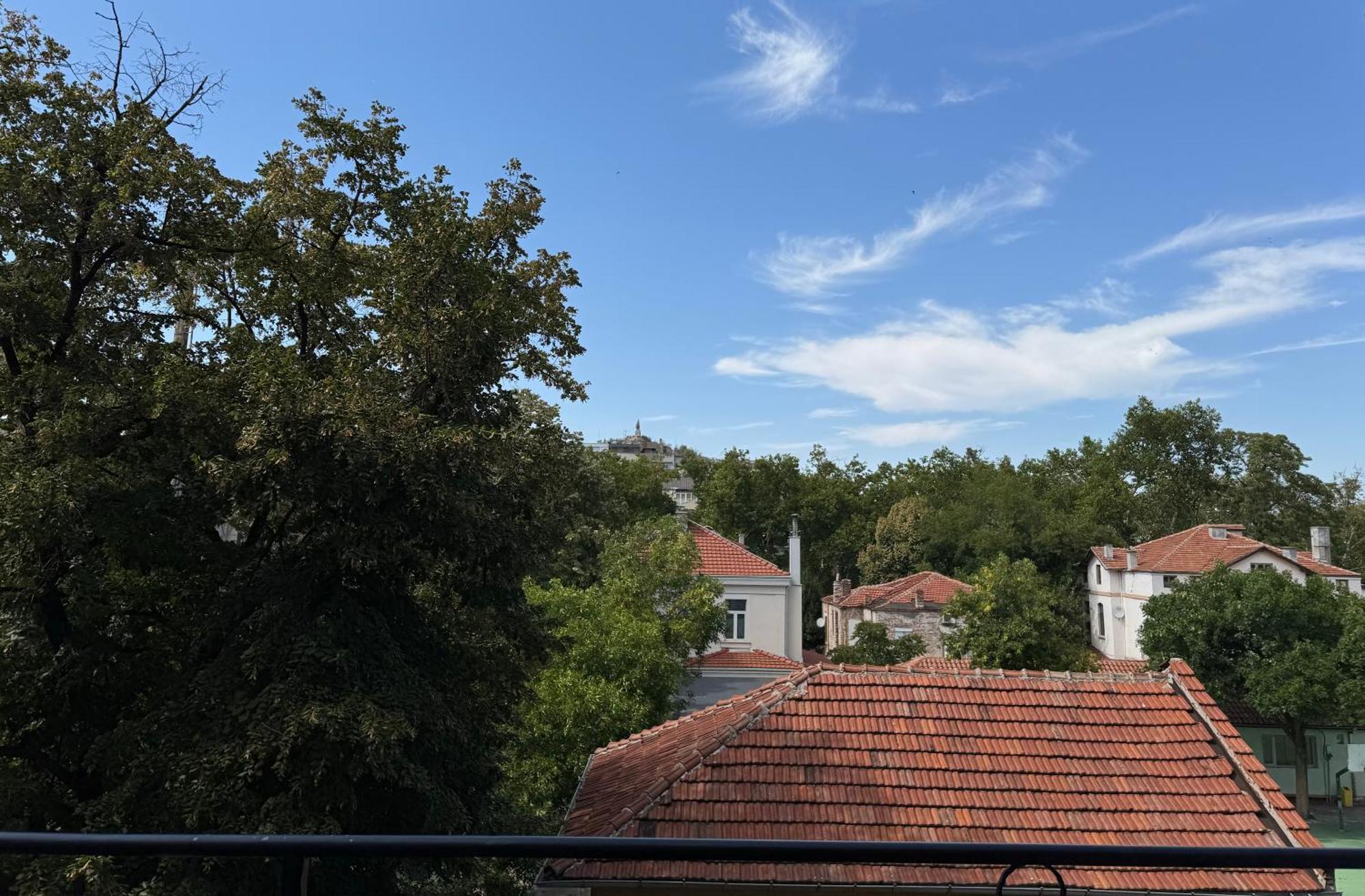 Sun Home In Plovdiv Center Bagian luar foto